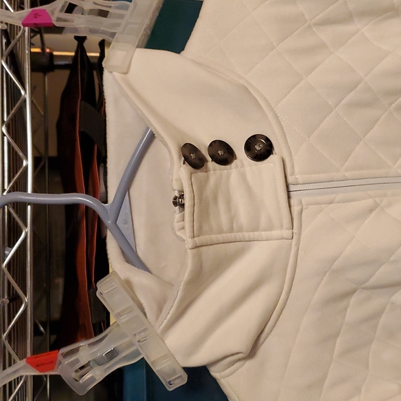 The North Face Winter Coat - Picture 2 of 10